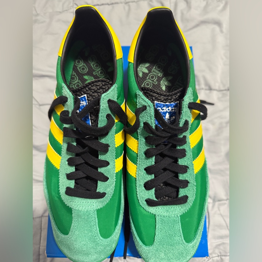 Adidas Men's Vibrant Green and Yellow Sneakers men’s 8.5 - 10 women’s